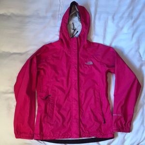 COPY - North Face dark pink HyVent2.5L hooded rain jacket w double zipper plack…